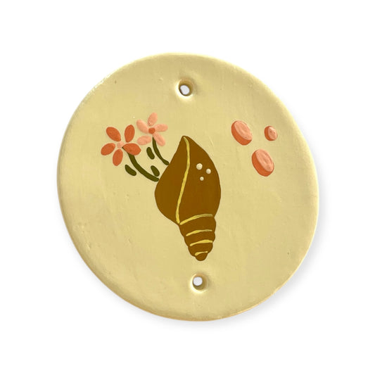 Conque fleurie beige